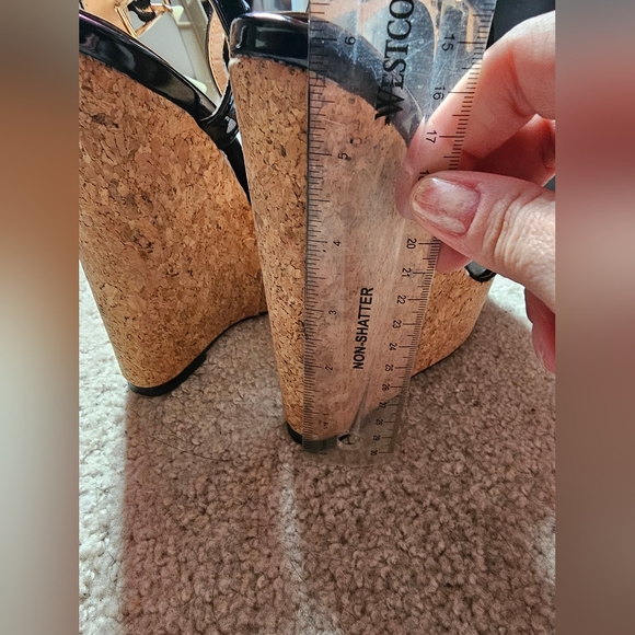 Wedge platforms - Picture 4 of 9